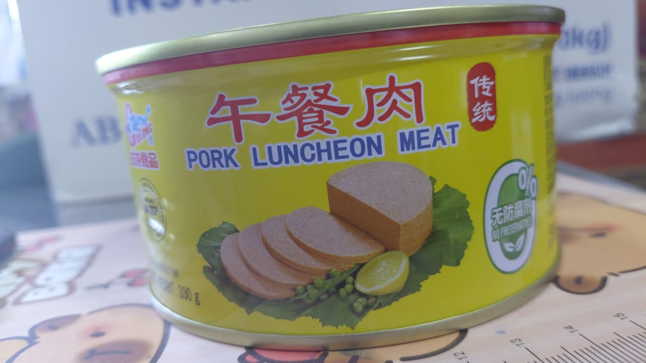 GULONG LUNCHEON MEAT 330G