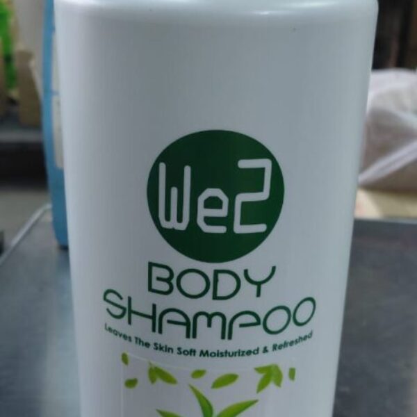 WE2 BODY SHAMPOO 2L (MATCHA)